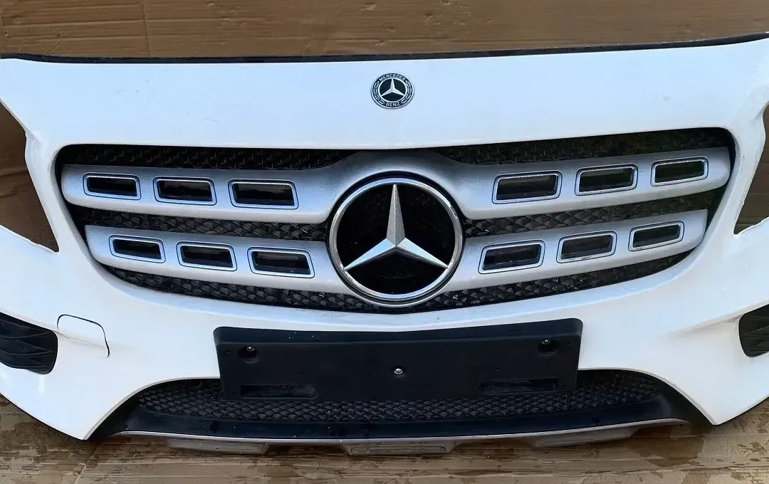 a1568800401 9149   front bumper